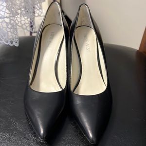 6.5 Nine West black heels
